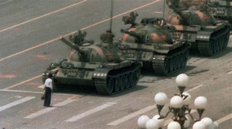 天安門|Tiananmen Square Protests: 1989, Massacre & Tank。